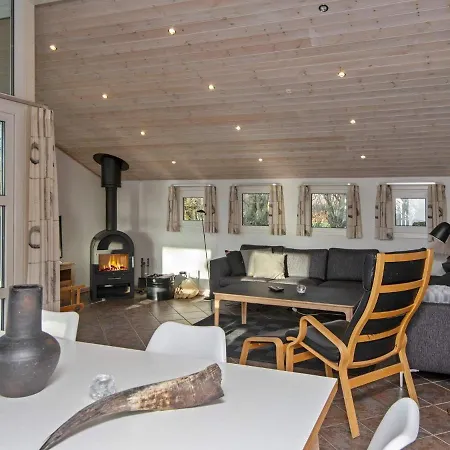 Three-bedroom In Hemmet 14 * Falen