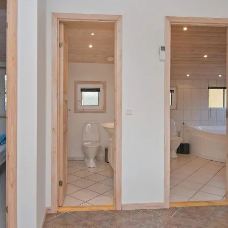 Holiday home Three-bedroom In Hemmet 14 *